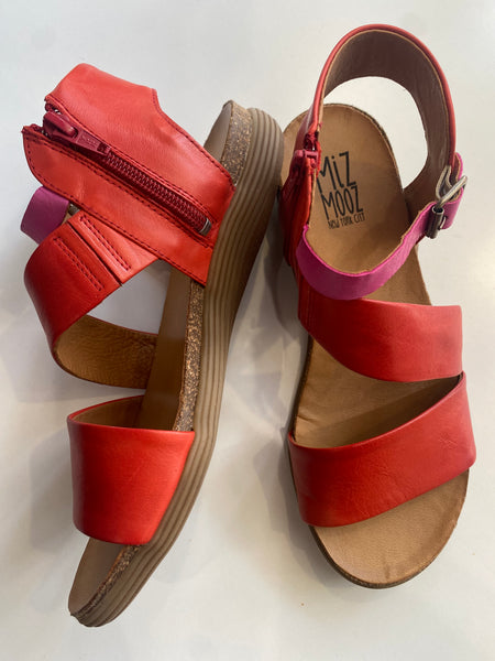 MEADOW SANDAL - SCARLET/FUCHSIA