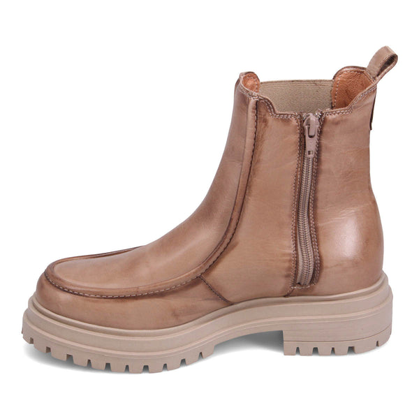 LEILANI CHELSEA BOOTS - ANTIQUE BEIGE