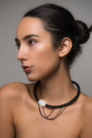 Leather Choker With White Jade And Steel Chains C017