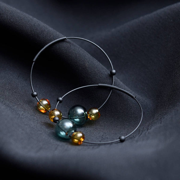 ECLIPSE HOOP EARRINGS - GREY/AMBER