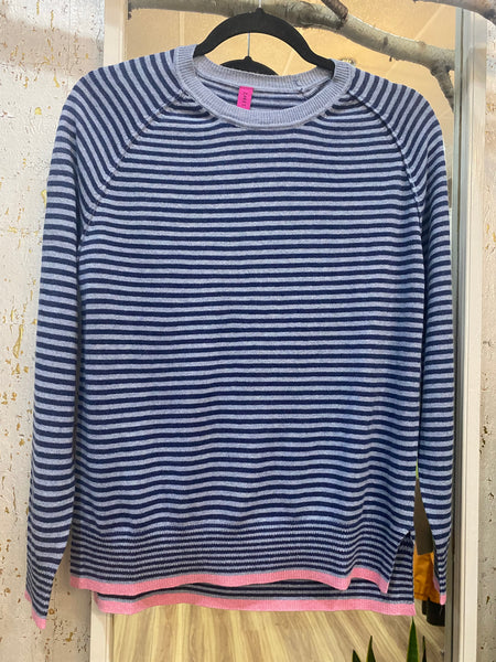 STRIPE CREW SWEATER