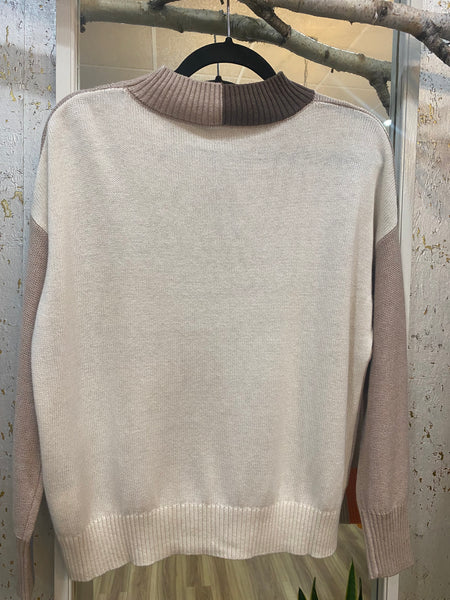 COLOUR BLOCK TRIM SWEATER