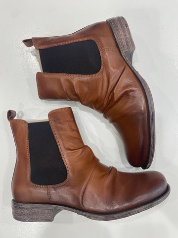 LISSIE BOOTIE - BRANDY