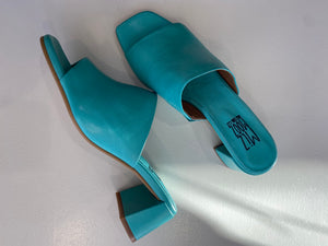 KAYE SANDAL - TURQUOISE