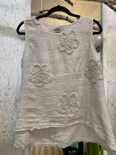 FLORAL EMBROIDERY LINEN TANK TOP