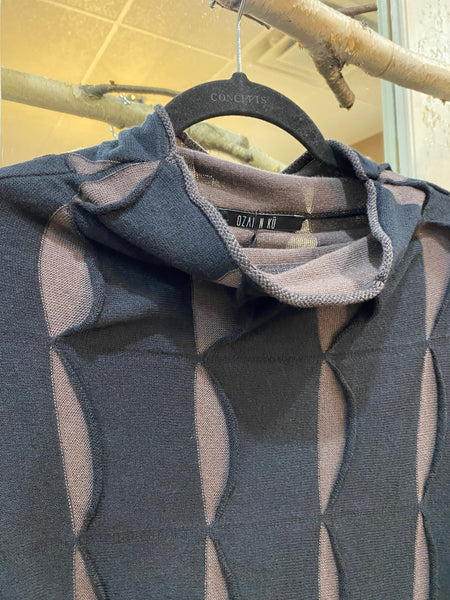 BLACK/WALNUT COTTON KNIT SWEATER