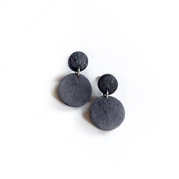 Leather Earrings: Snake White/Black