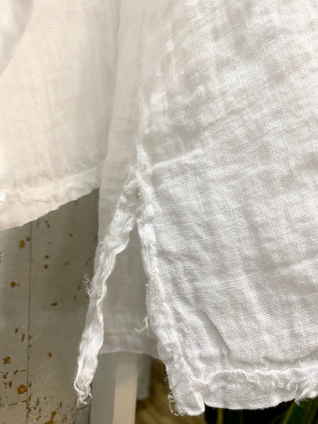V-NECK WHITE LINEN BLOUSE
