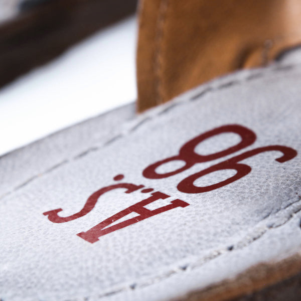 OASI BOLD SLIP ON SANDAL