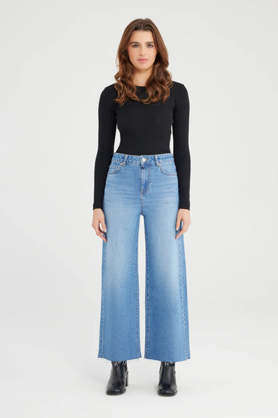 AURA WIDE LEG JEANS