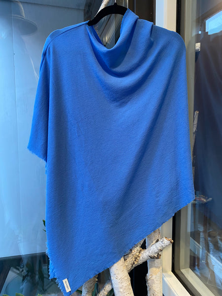MERINO WOOL PONCHO 1001 - SKY BLUE