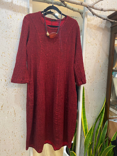 CHERRY RED LINEN TEXTURED DRESS
