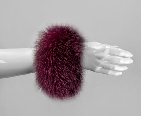 FUR SNAP CUFFS - DARK FUSCHIA
