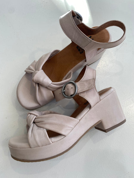 GAIGE SANDAL - CREAM