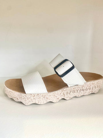 COLY SLIP ON SANDALS
