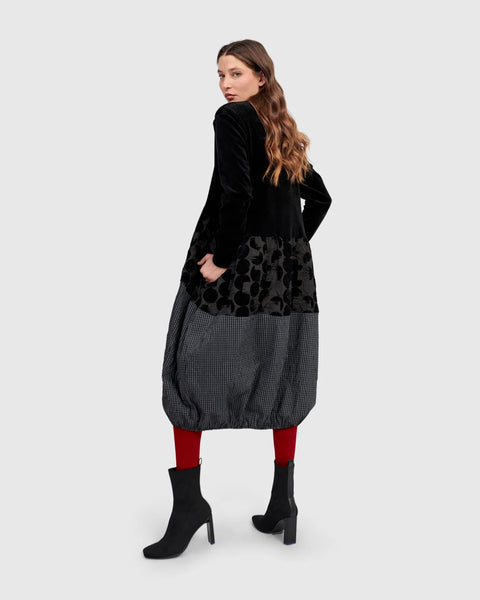 VANTA DRESS