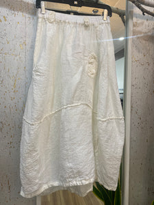WHITE CRINKLE LINEN SKIRT