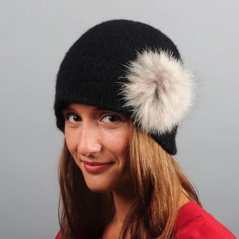 RECYCLED FUR HAT - BLACK