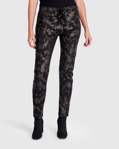ICONIC STRETCH JEANS
