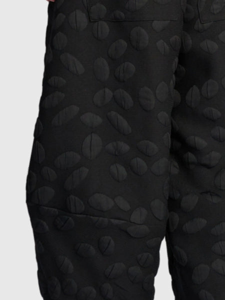 TEXTURED DOT BARREL PANTS