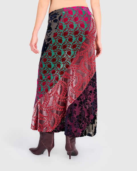 SLIM STRETCH VELVET SKIRT