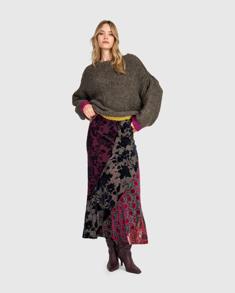BOUCLE SWEATER