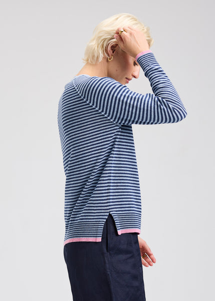 STRIPE CREW SWEATER