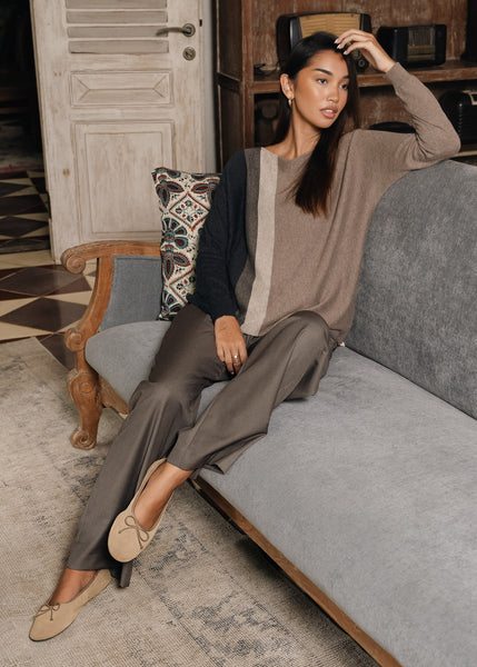 VERTICAL LINE SWEATER