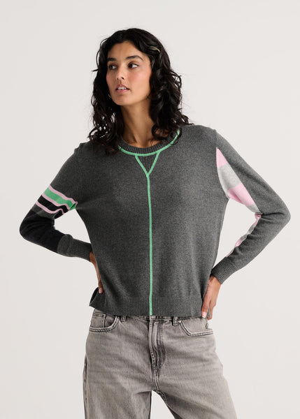 WEEKEND EASE SWEATER