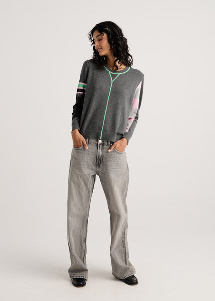 WEEKEND EASE SWEATER