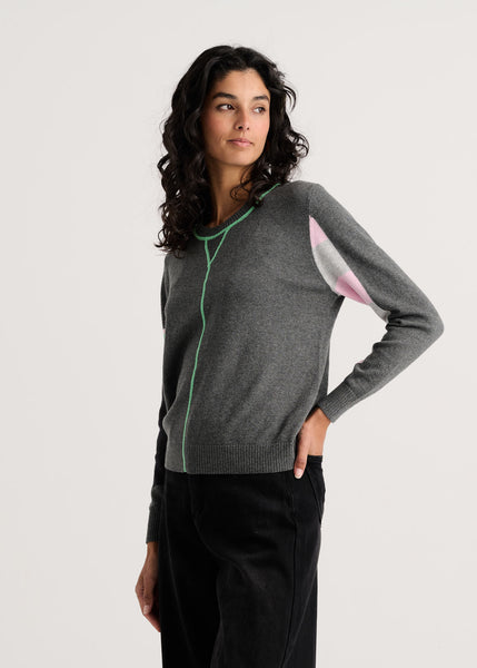 WEEKEND EASE SWEATER
