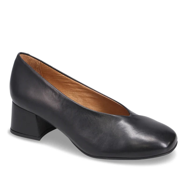 GENIE HEEL SHOES