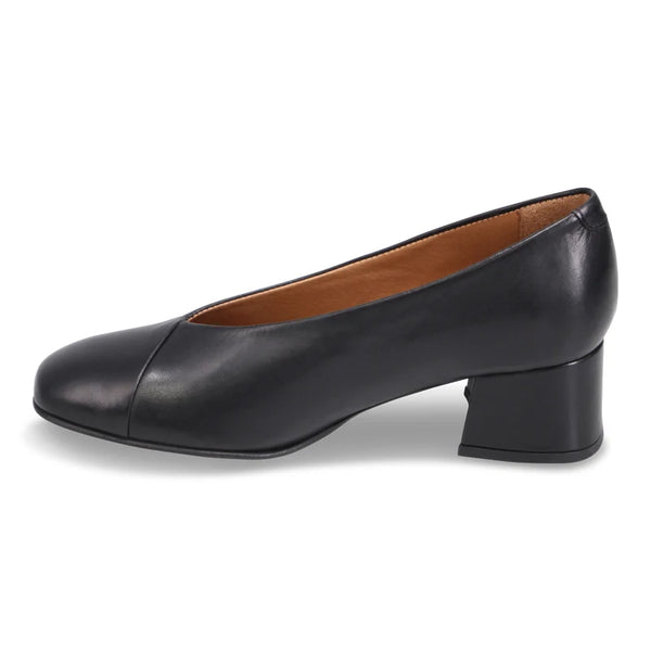 GENIE HEEL SHOES