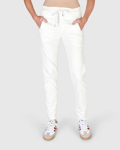 ICONIC STRETCH TEXTURED WHITE JEANS—LAST PAIR, size M