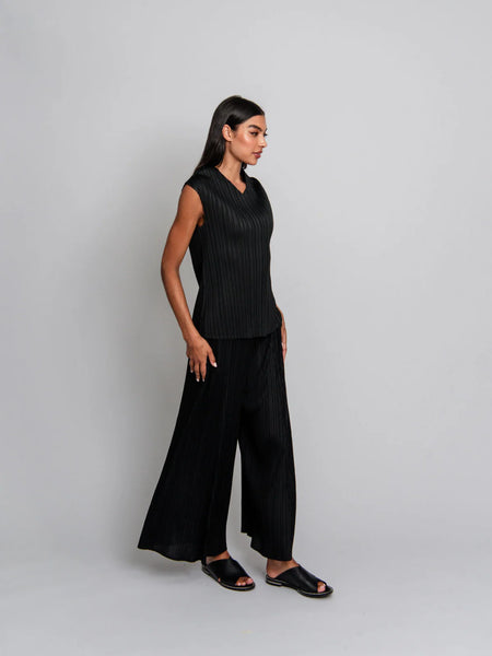 SIMPLY PLEAT SWING PANT - BLACK