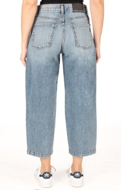DAISY CROP BARREL JEANS